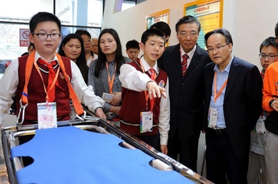 当梦想照进现实 初中生科创成果获百万投资，点燃科技未来之光